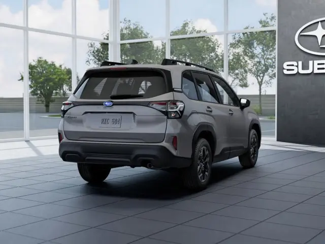 2026 Subaru Forester Premium photo 5