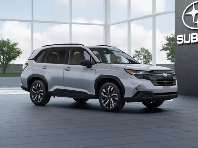 2026 Subaru Forester Touring Hybrid's photo