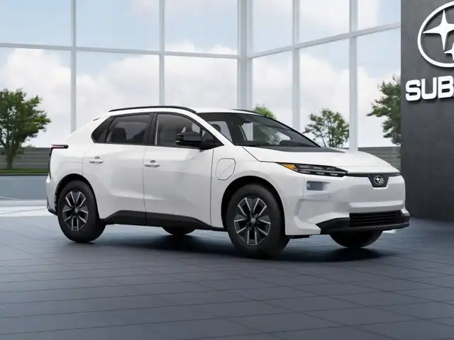 2026 Subaru Solterra Premium's photo