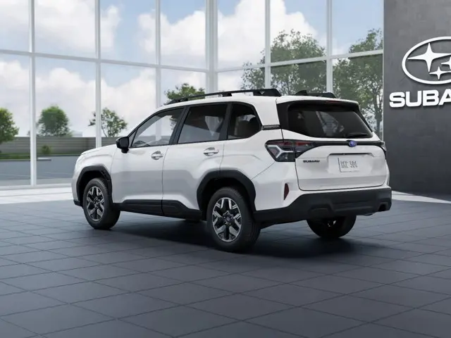 2026 Subaru Forester Premium photo 4