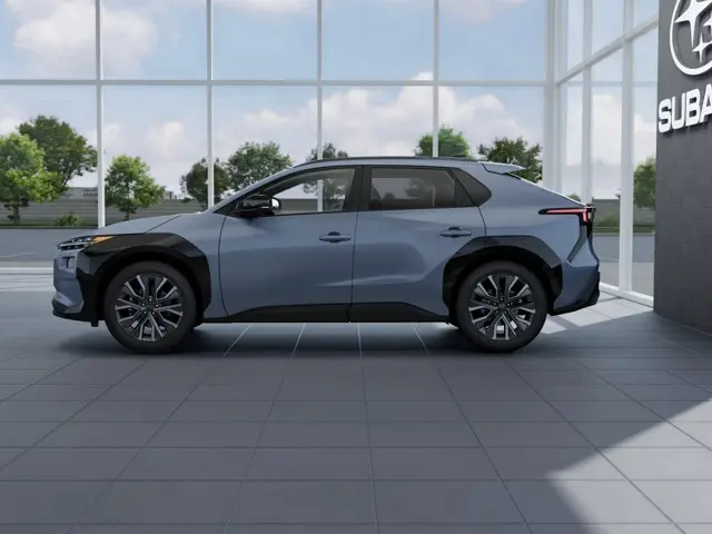 2027 Subaru Solterra undefined photo 3