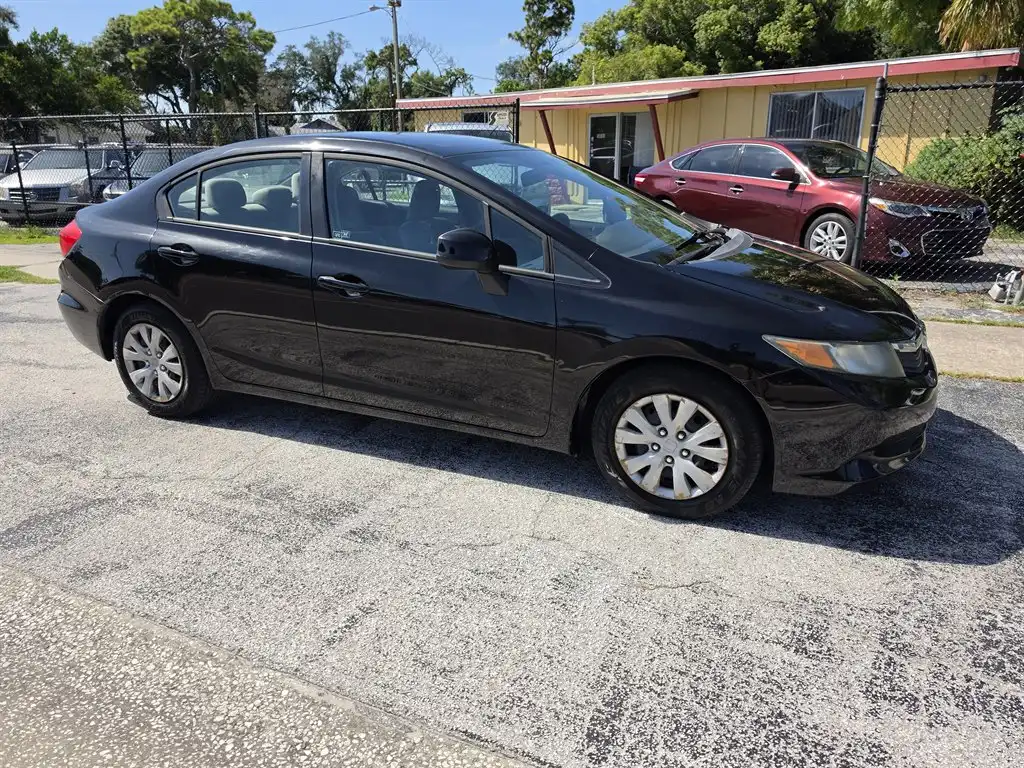 2012 Honda Civic LX Auto's photo