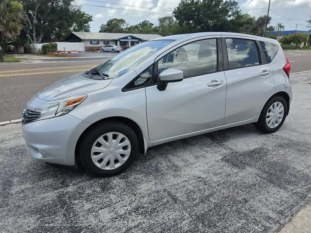 2016 Nissan Versa Note 1.6 SV CVT's photo