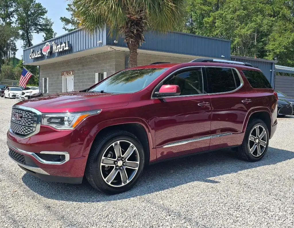 2018 GMC Acadia Denali FWD's photo