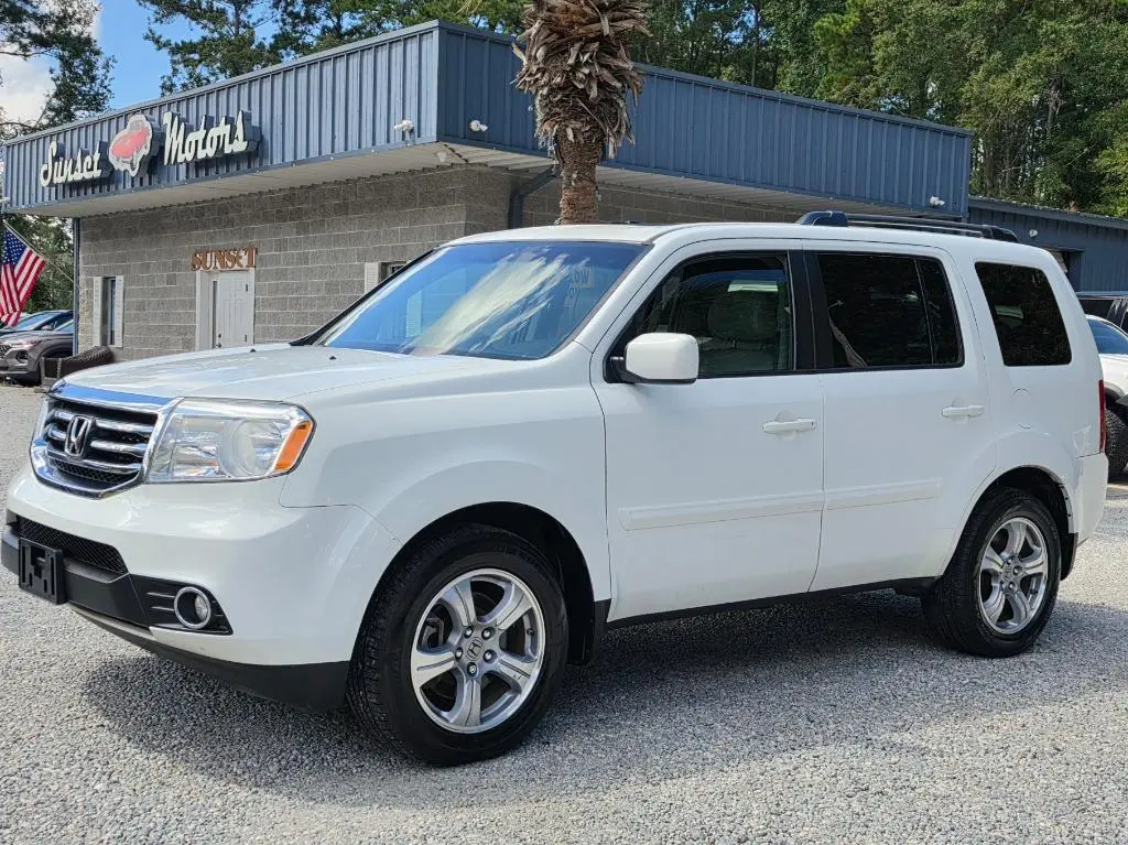 Vehicle Image 1