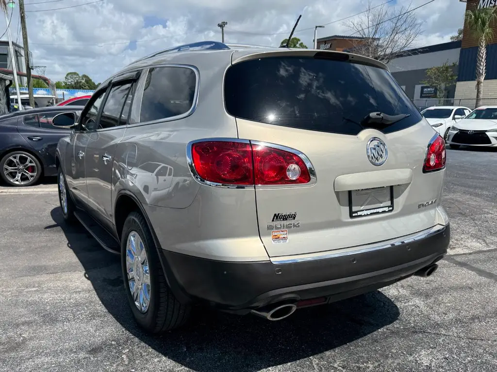 2012 Buick Enclave Leather photo 3