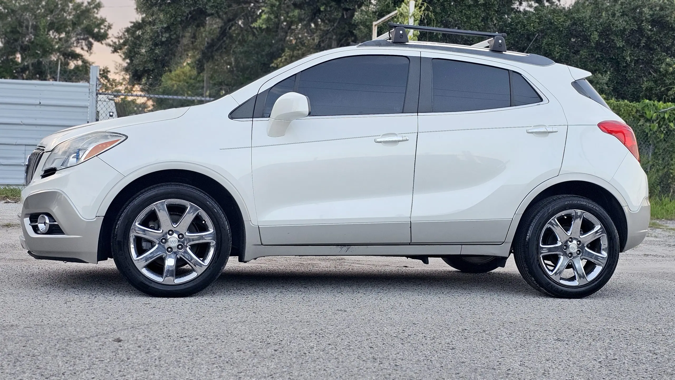 2013 Buick Encore Leather photo 3