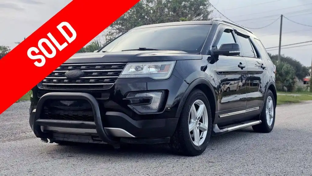 2016 Ford Explorer XLT 4WD's photo