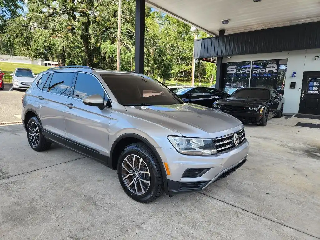 2019 Volkswagen Tiguan 2.0T SE's photo