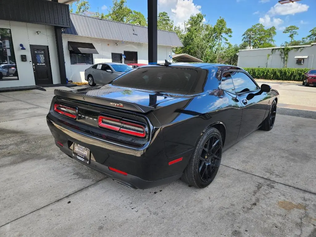 2016 Dodge Challenger Scat Pack photo 4