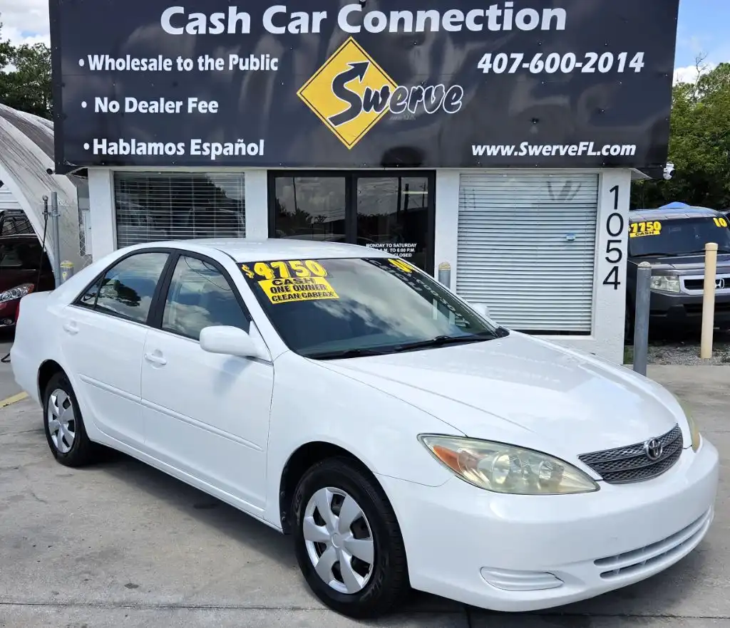 2004 Toyota Camry LE 4AT's photo