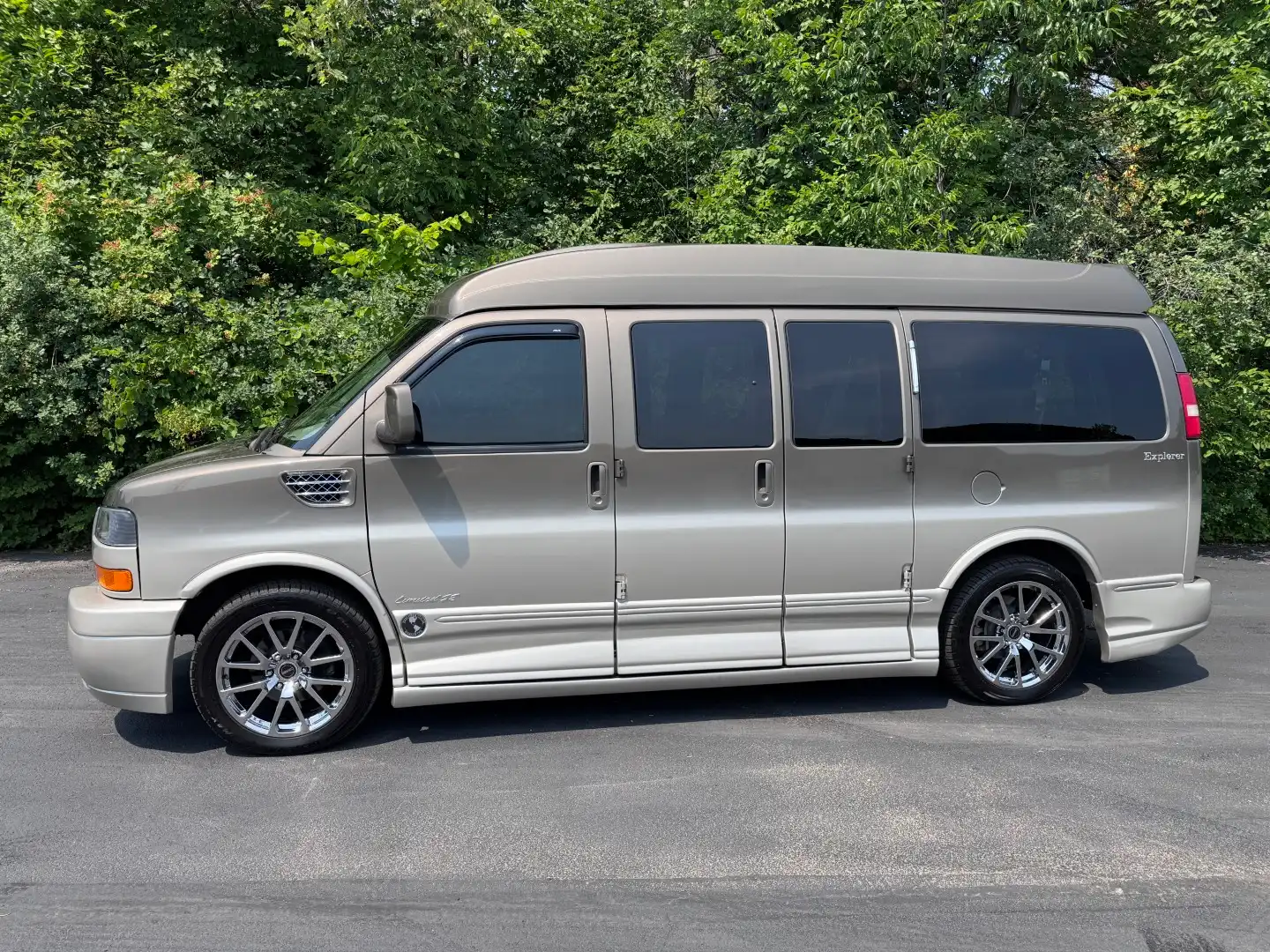 2014 GMC Savana 1500 LS's photo