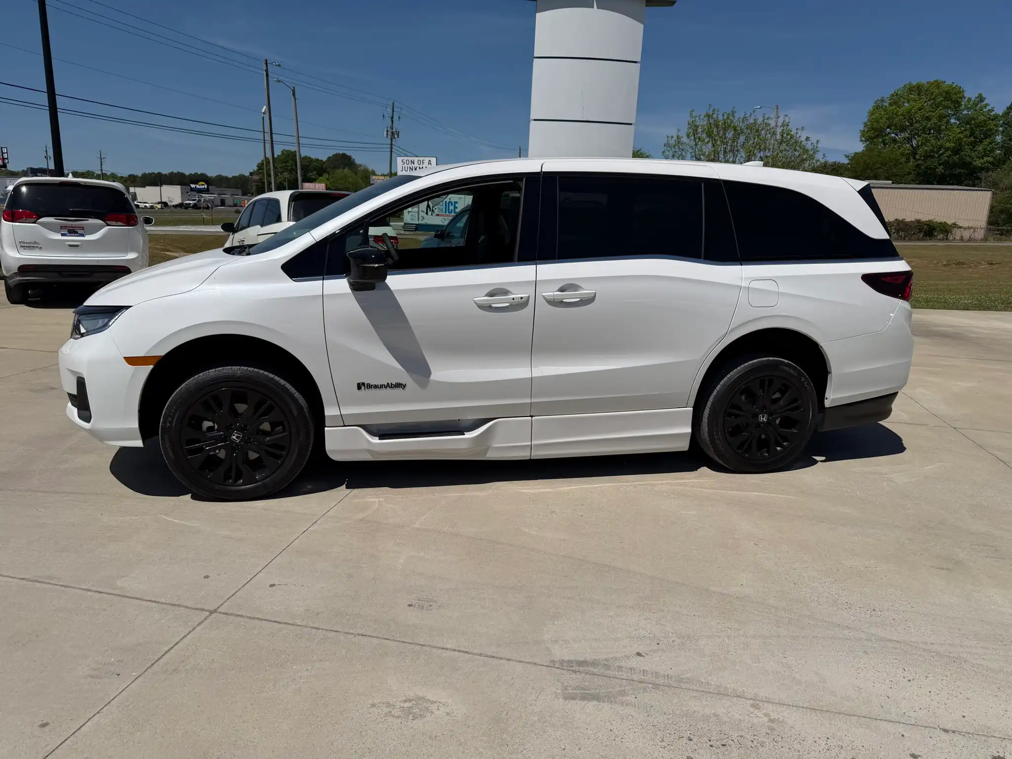 2026 Honda Odyssey Sport-L's photo