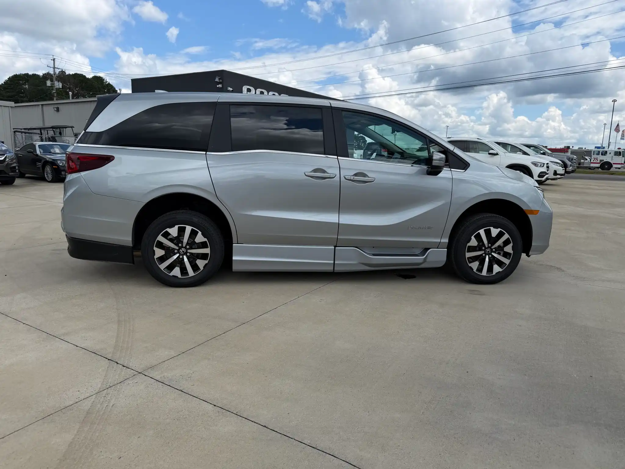 2026 Honda Odyssey EX-L's photo