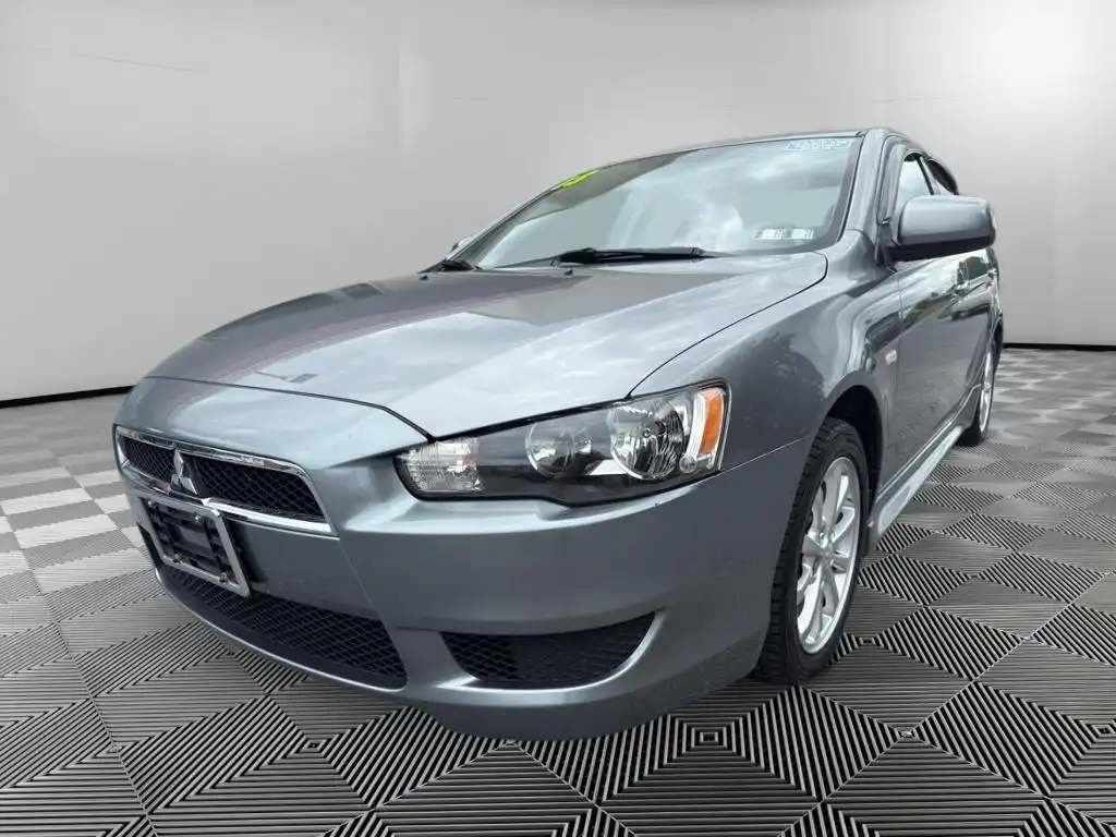 2013 Mitsubishi Lancer ES CVT's photo