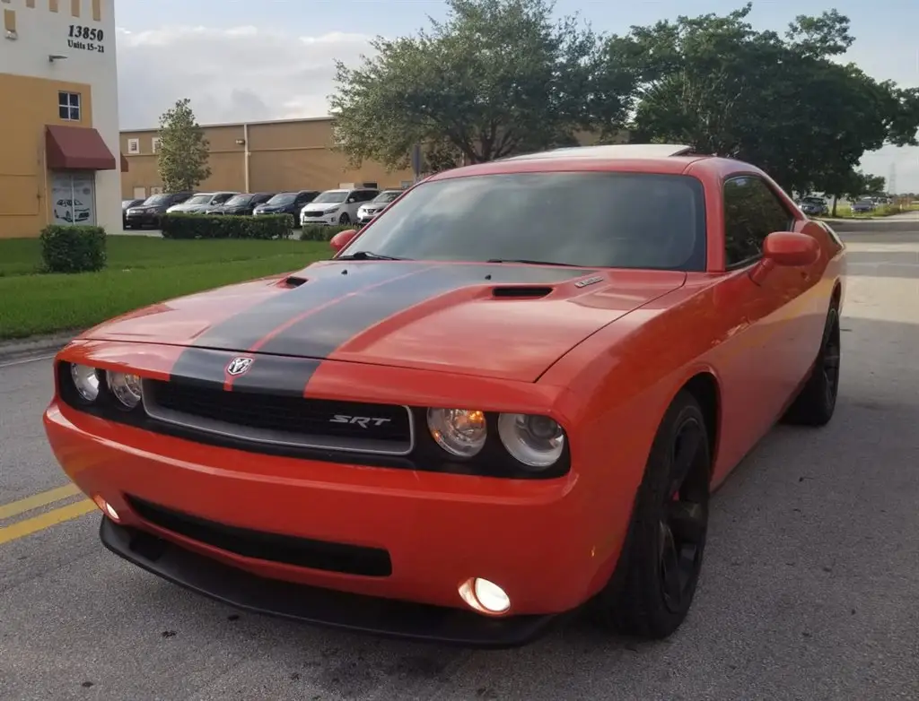 2009 Dodge Challenger SRT8 photo 1