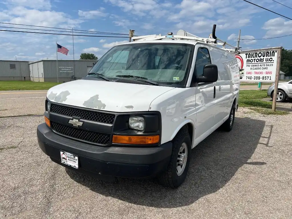 2012 Chevrolet Express 2500 Work Van HD's photo