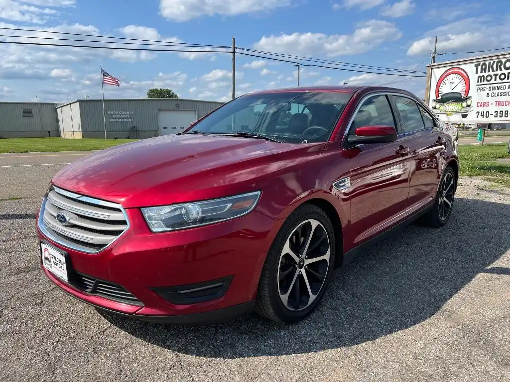 2015 Ford Taurus SEL FWD's photo