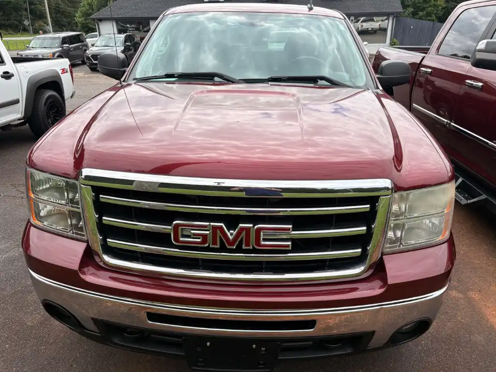 2013 GMC Sierra 4WD Extended Cab SLE MWB's photo