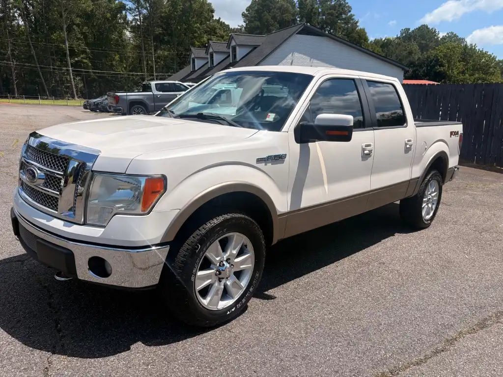 2010 Ford F-150 XL 4x4 SuperCrew 145-in's photo