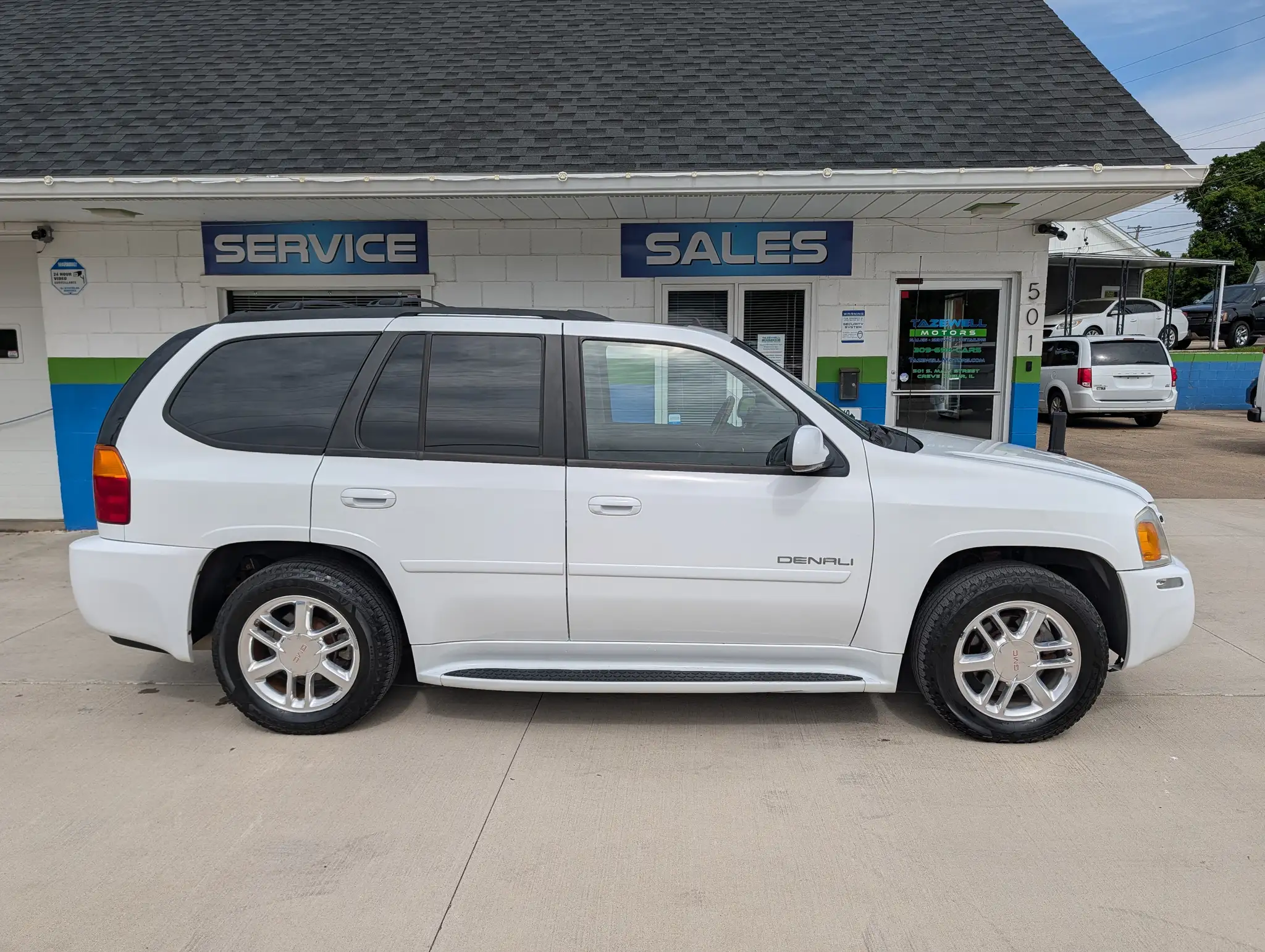 2008 GMC Envoy Denali 4WD's photo