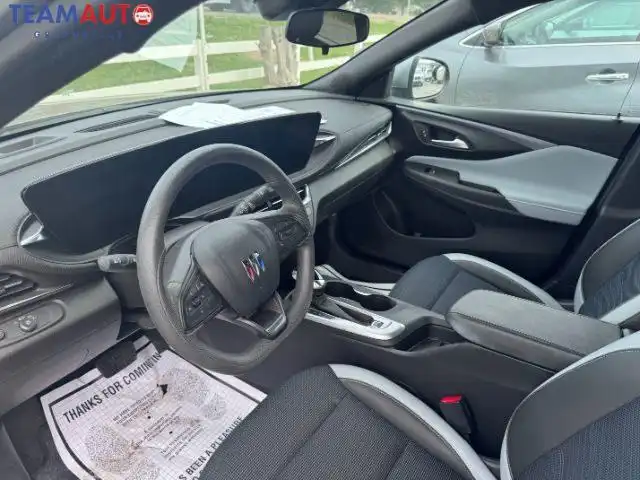2024 Buick Envista Preferred's photo
