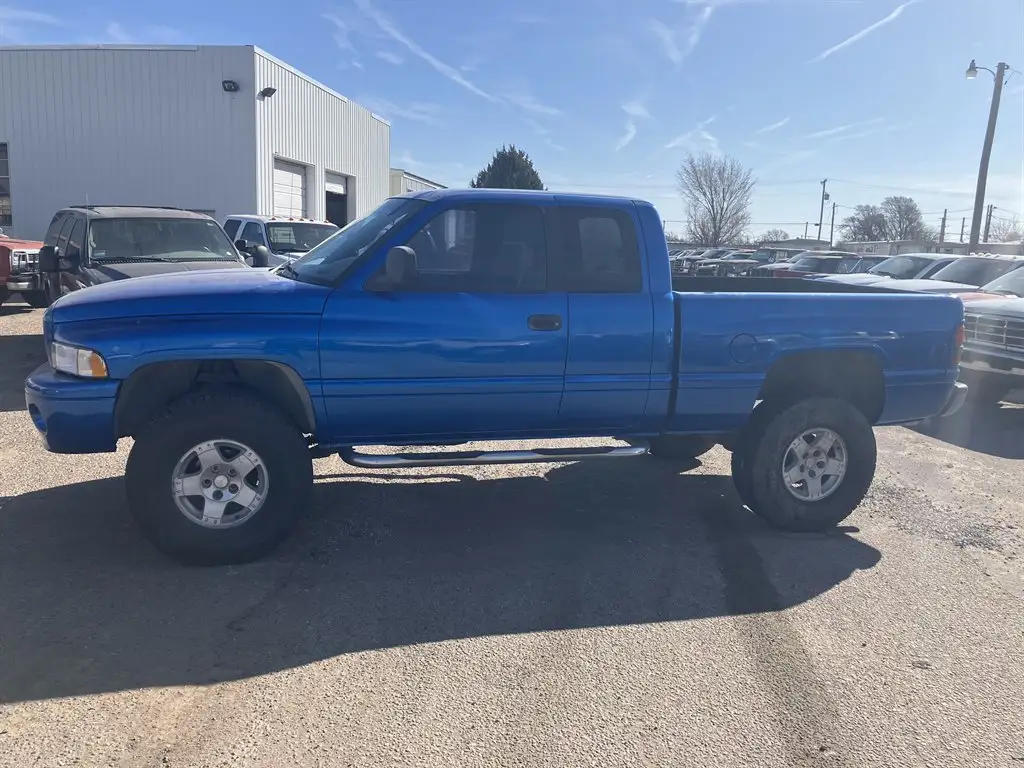 2001 Dodge Ram 1500 1500 SLT 4X4 QUAD CAB SWB photo 1