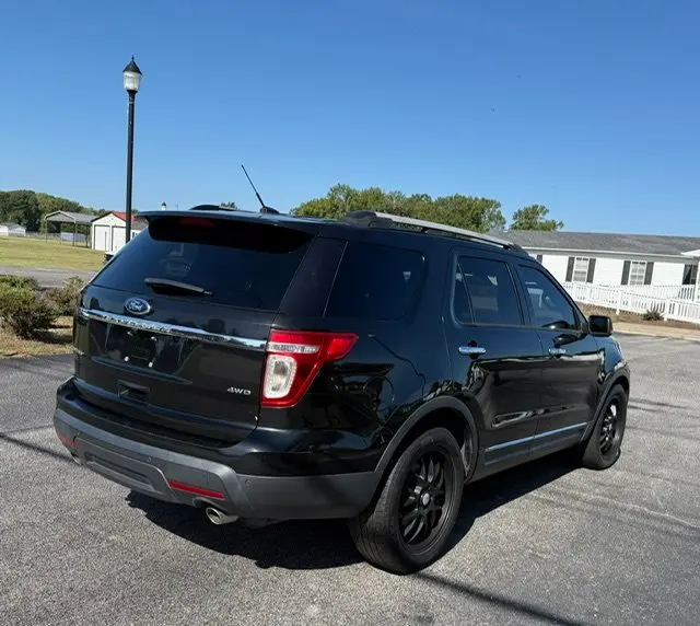 2013 Ford Explorer Limited 4WD photo 4