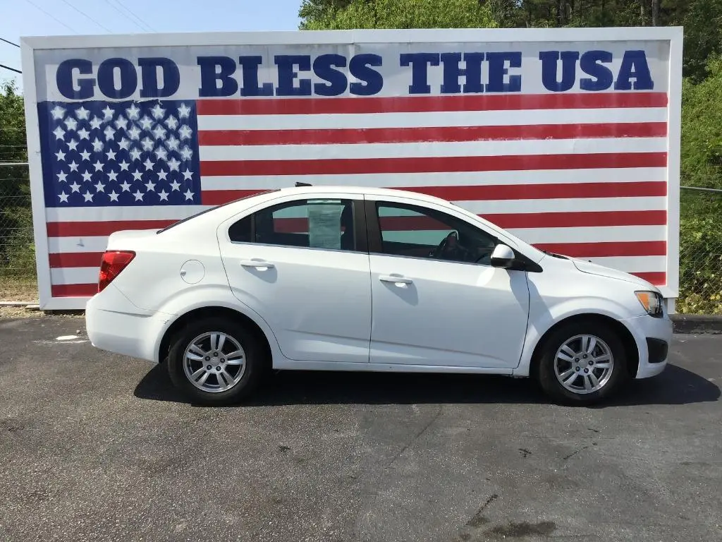 2012 Chevrolet Sonic 2LT photo 5