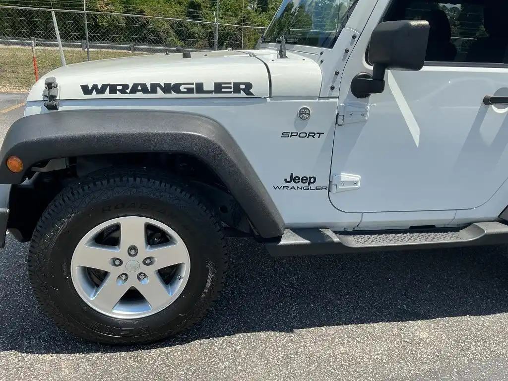 2012 Jeep Wrangler Sport's photo