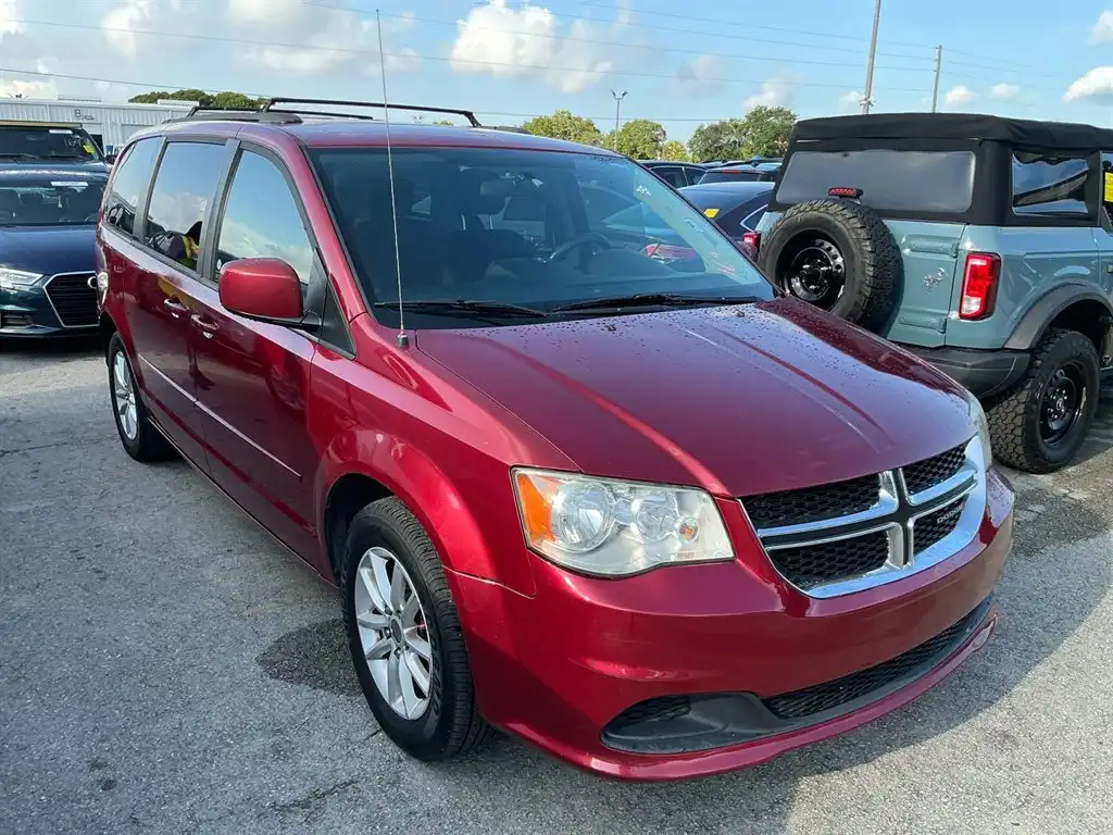 2014 Dodge Grand Caravan SXT's photo