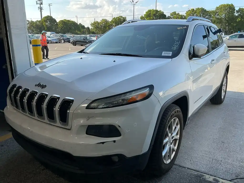 2014 Jeep Cherokee Latitude's photo