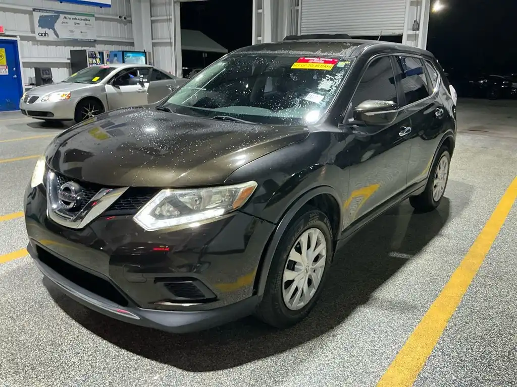 2014 Nissan Rogue S FWD's photo