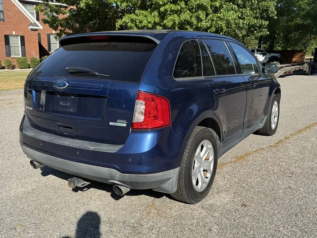 2012 Ford Edge SEL photo 3