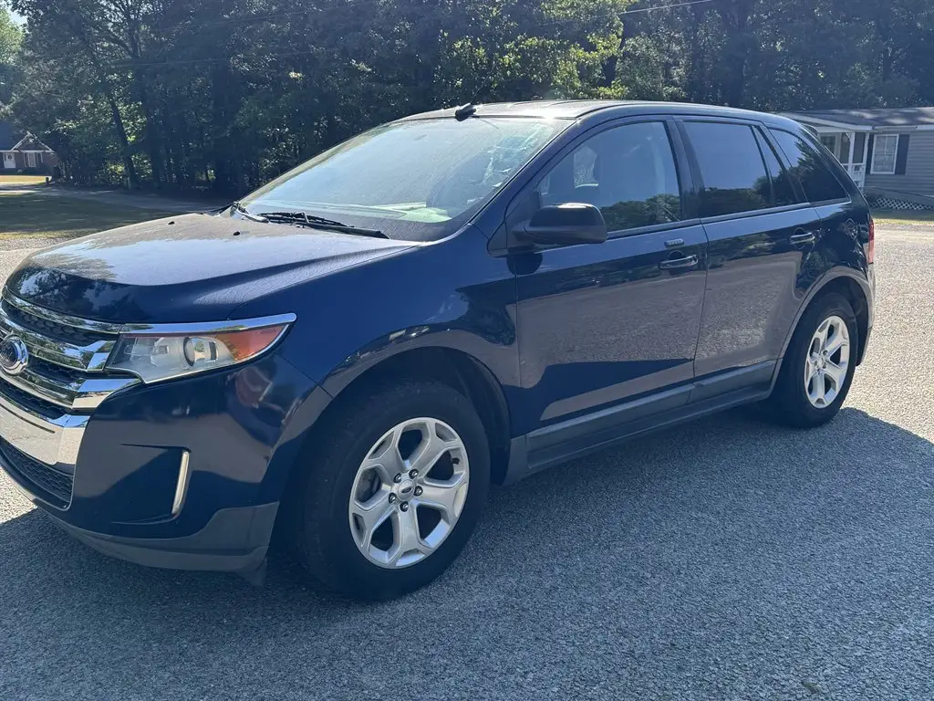 2012 Ford Edge SEL photo 1