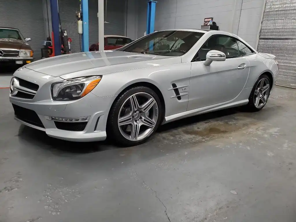 2014 Mercedes-Benz SL AMG SL63's photo