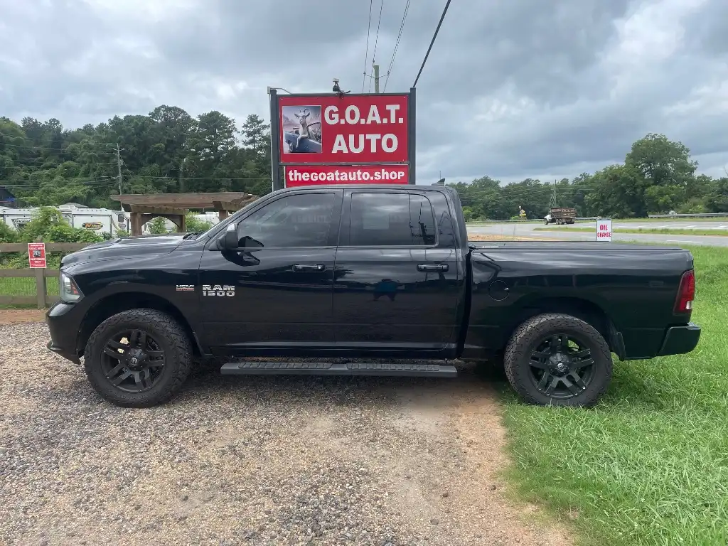 2014 RAM 1500 Sport 4x4 Crew Cab's photo