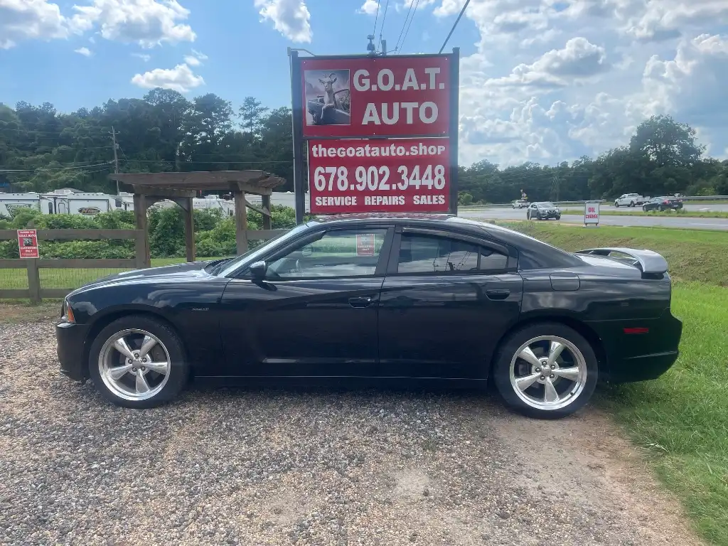 2011 Dodge Charger R/T's photo