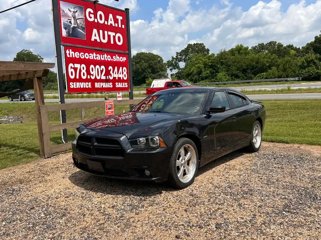 2011 Dodge Charger R/T's photo