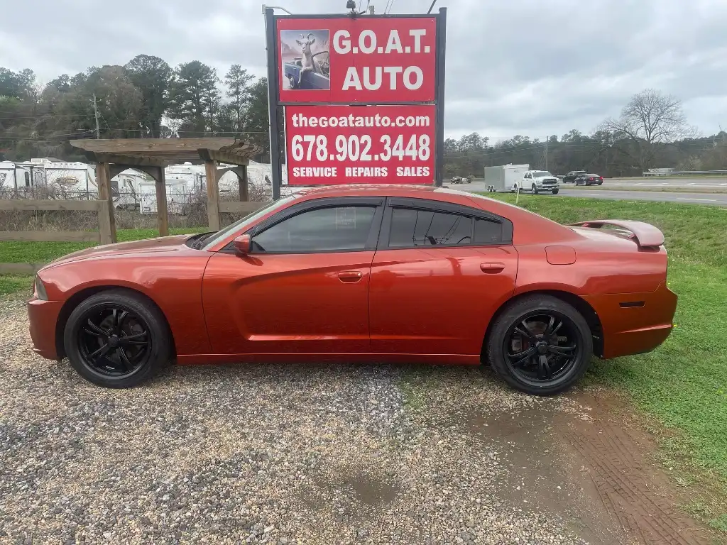 2013 Dodge Charger SXT's photo