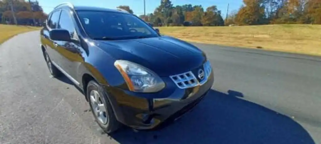 2015 Nissan Rogue Select S FWD's photo