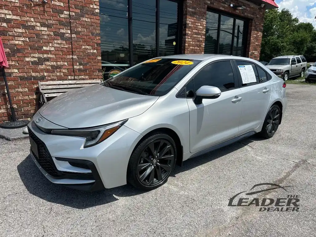 2024 Toyota Corolla SE CVT's photo