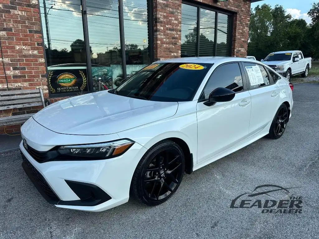 2024 Honda Civic Sport CVT's photo
