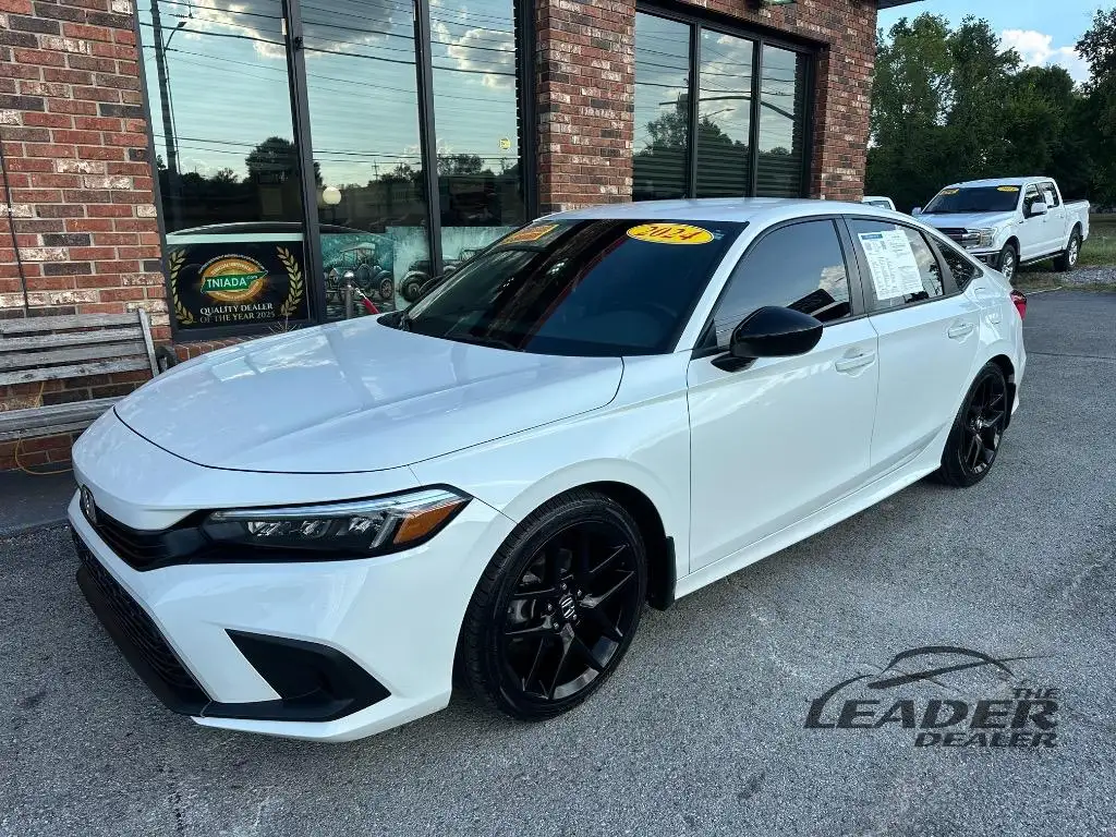 2024 Honda Civic Sport CVT's photo