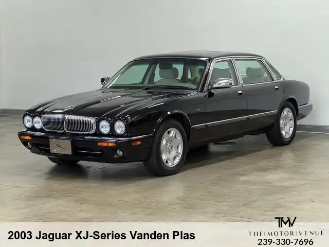 2003 Jaguar XJ Vanden Plas's photo