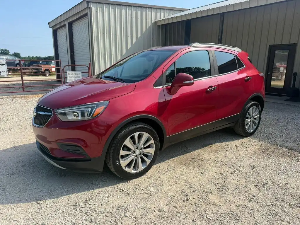 2019 Buick Encore Preferred's photo
