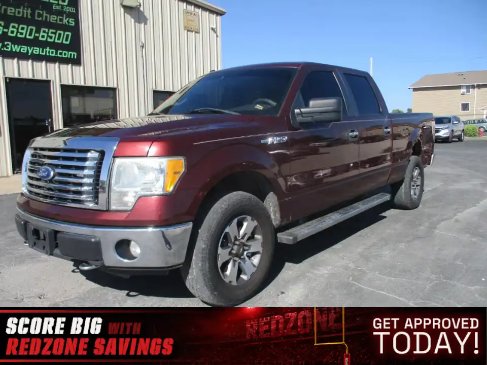 2010 Ford F-150 XLT 4WD SuperCrew 145 in's photo