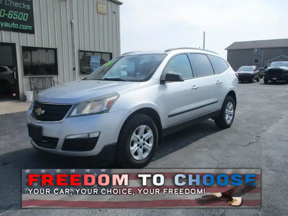 2015 Chevrolet Traverse LS FWD's photo