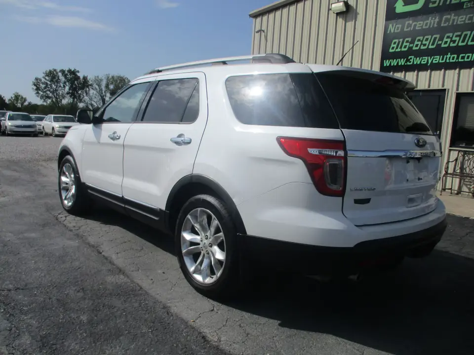 2014 Ford Explorer Limited 4WD photo 3