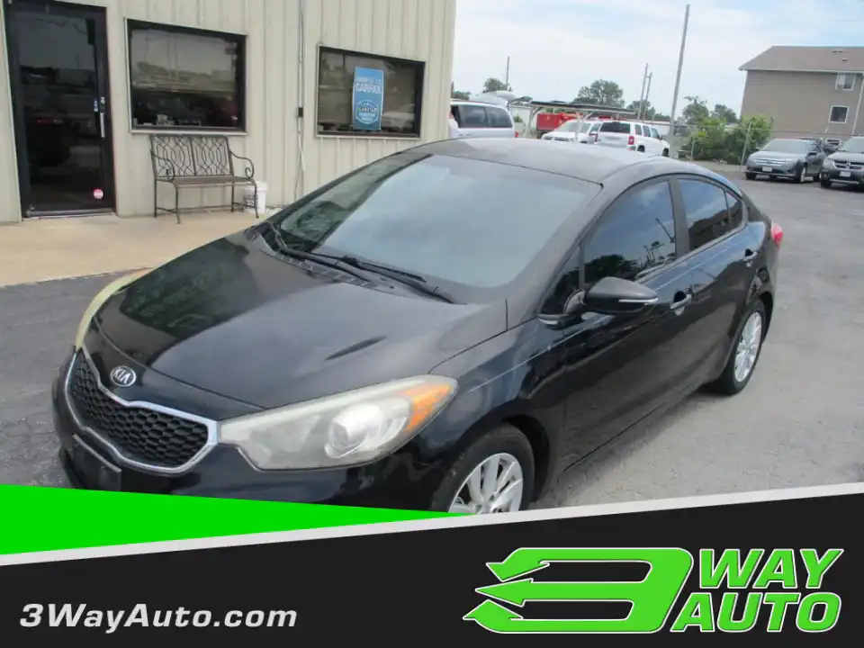 2016 Kia Forte LX AT's photo